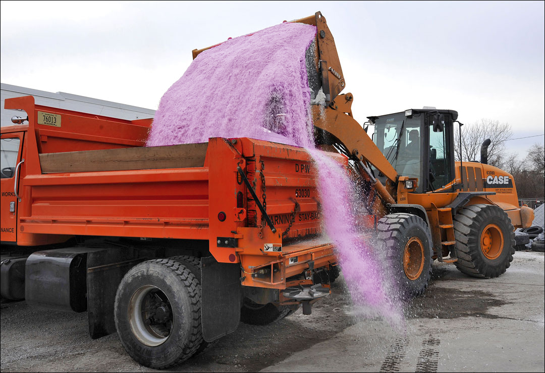 WinterSaltTruck_Purple_24 Treated Bulk Salt - DTE Landsape, Barrington, IL